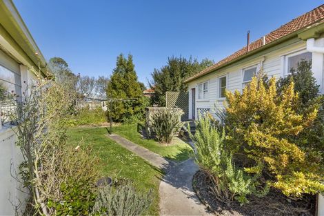 Photo of property in 36 Rangiora Avenue, Roslyn, Palmerston North, 4414