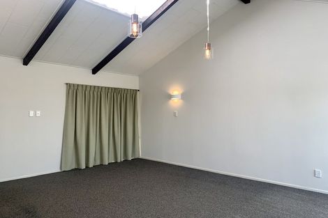 Photo of property in 71 Cambridge Road, Hillcrest, Hamilton, 3216