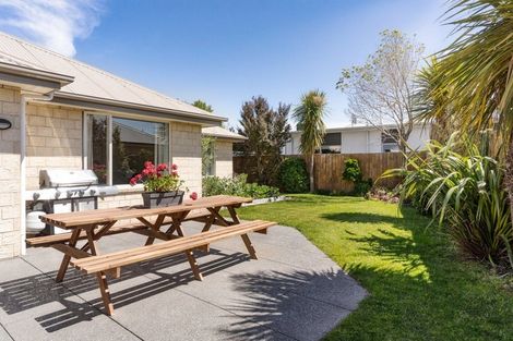 Photo of property in 8 Sienna Court, Aidanfield, Christchurch, 8025