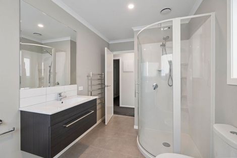 Photo of property in 11 Maury Place, Foxton, 4814