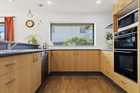 Photo of property in 8 Seclusion Lane, Parklands, Christchurch, 8083