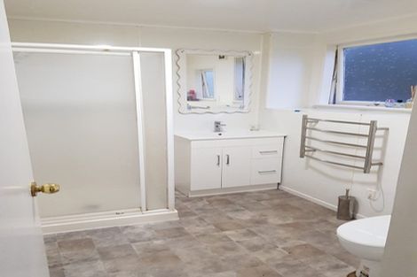 Photo of property in 143 Donovan Street, Blockhouse Bay, Auckland, 0600