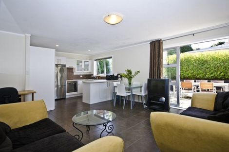 Photo of property in 2/5 Huapai Street, Onehunga, Auckland, 1061