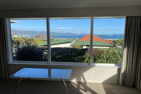 Photo of property in 62 Dowse Drive, Maungaraki, Lower Hutt, 5010