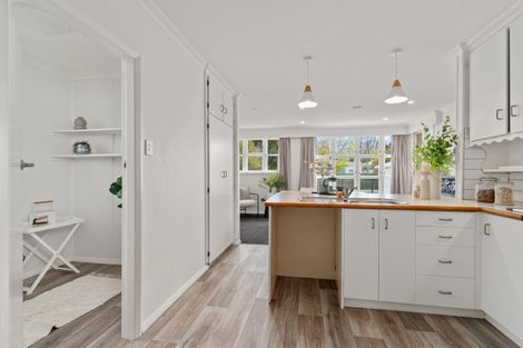 Photo of property in 9 Armstrong Avenue, Carterton, 5713