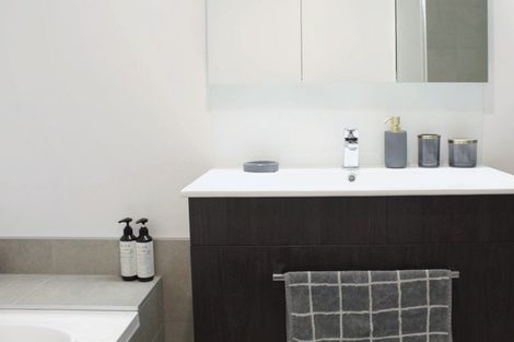 Photo of property in 3 Tahuhu Road, Mount Wellington, Auckland, 1062