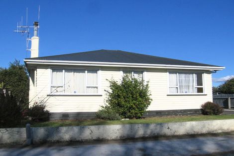 Photo of property in 18 Haydon Street, Roslyn, Palmerston North, 4414