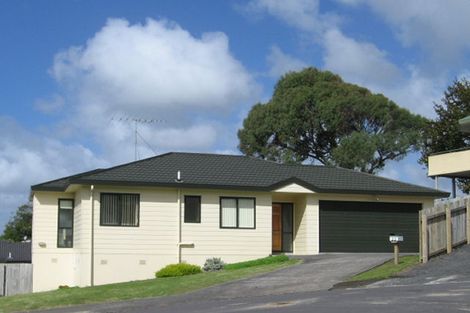 Photo of property in 22 Carillon Place, Massey, Auckland, 0614