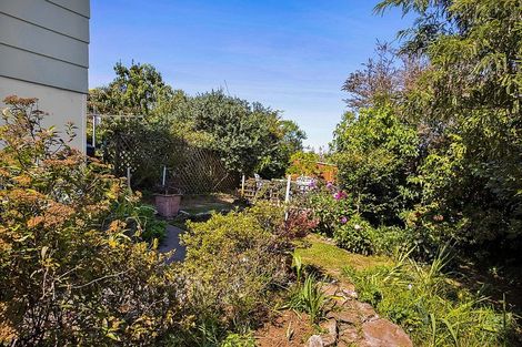 Photo of property in 3a Tavistock Street, Westown, New Plymouth, 4310