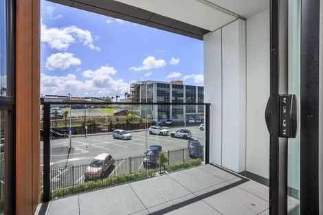 Photo of property in 309/19 Rawene Road, Birkenhead, Auckland, 0626