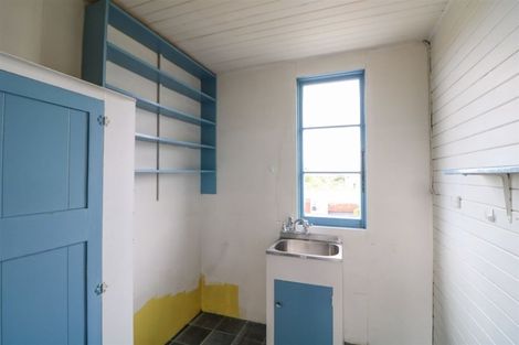 Photo of property in 35 Oxford Street, West End, Timaru, 7910