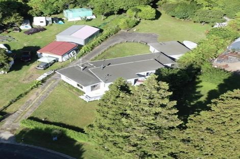 Photo of property in 6 Oxford Road, Lake Rotoma, Rotorua, 3074