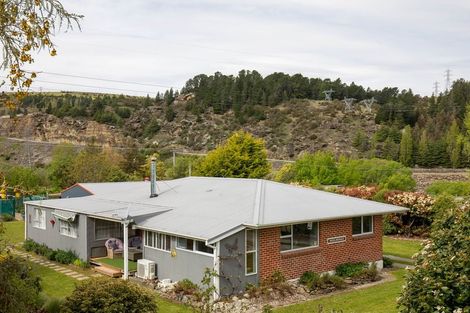 Photo of property in 39 Tamblyn Drive, Lake Roxburgh Village, Roxburgh, 9571