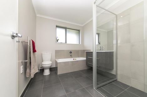 Photo of property in 55 Pohutukawa Parade, Riverhead, 0820