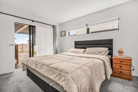 Photo of property in 7 Whale Bay Rise, Gulf Harbour, Whangaparaoa, 0930