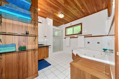 Photo of property in 1a Cochran Road, Oratia, Auckland, 0604