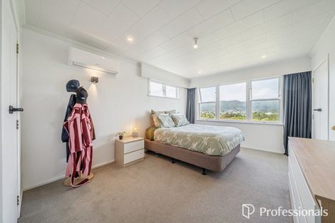 Photo of property in 10 Major Drive, Kelson, Lower Hutt, 5010