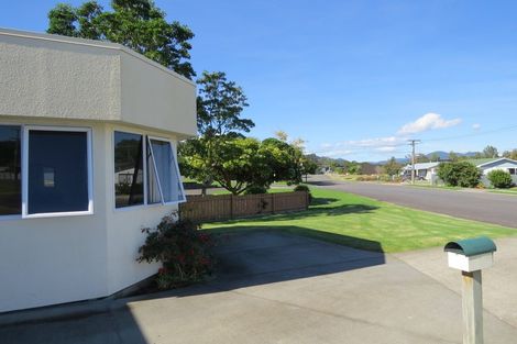Photo of property in 90 Victoria Street, Coromandel, 3506