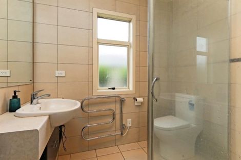 Photo of property in 16 Russell Robertson Drive, Havelock North, 4130