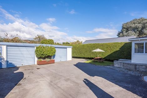 Photo of property in 202 Matai Road, Raumati Beach, Paraparaumu, 5032
