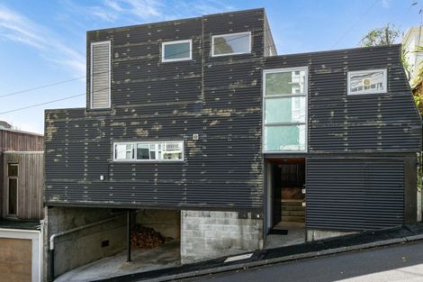 Photo of property in 3b Telford Terrace, Oriental Bay, Wellington, 6011