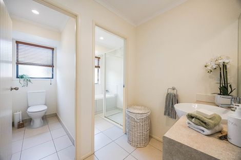 Photo of property in 22 Ballymore Drive, Pinehill, Auckland, 0632