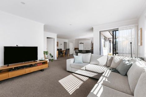 Photo of property in 38 Kohekohe Road, Papamoa Beach, Papamoa, 3118