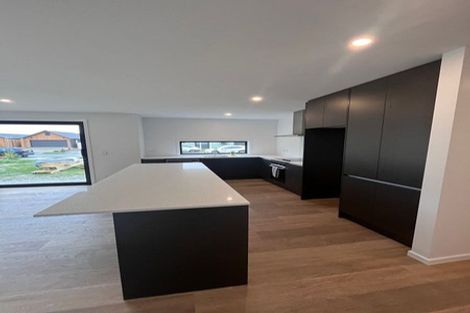 Photo of property in 106 Howden Drive, Jacks Point, 9371