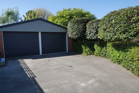 Photo of property in 28 Manor Place, Bryndwr, Christchurch, 8053