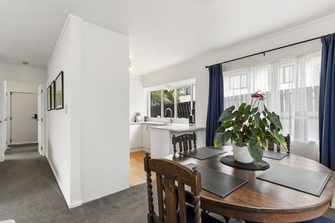 Photo of property in 16 Carillon Place, Massey, Auckland, 0614