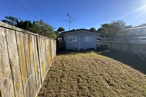 Photo of property in 39 Tomo Street, New Lynn, Auckland, 0600