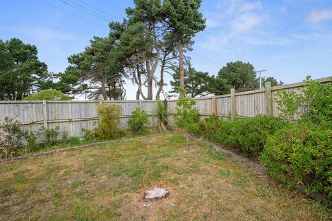 Photo of property in 10 Chamberlain Avenue, Amberley, 7481