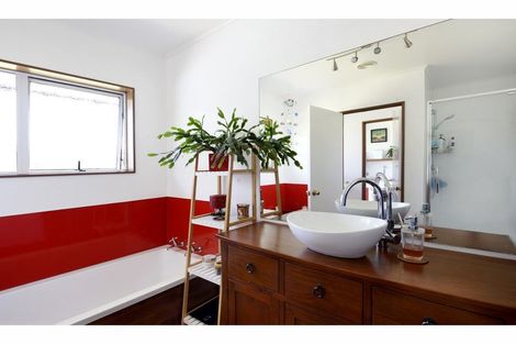 Photo of property in 13 Malthouse Crescent, Brightwater, 7022