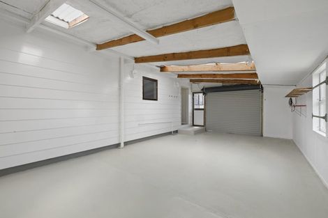 Photo of property in 8 Tahurangi Place, Spotswood, New Plymouth, 4310