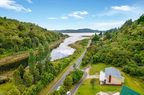 Photo of property in 49 State Highway 30, Lake Rotoma, Rotorua, 3074