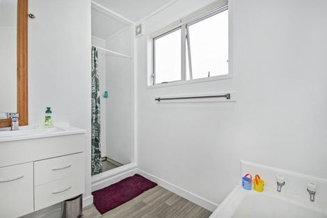 Photo of property in 3 Rose Place, Te Kamo, Whangarei, 0112