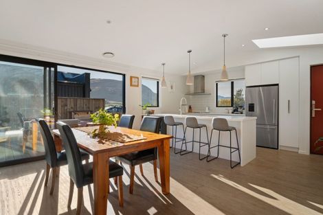 Photo of property in 43 Bannister Street, Jacks Point, Queenstown, 9371