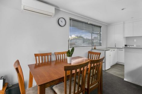Photo of property in 19b Elizabeth Street, Papakura, 2110