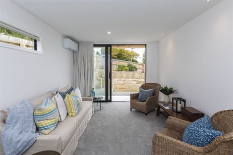 Photo of property in 73 Moncks Spur Road, Redcliffs, Christchurch, 8081