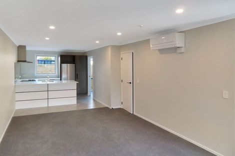 Photo of property in 11 John Reynolds Square, Hutt Central, Lower Hutt, 5010