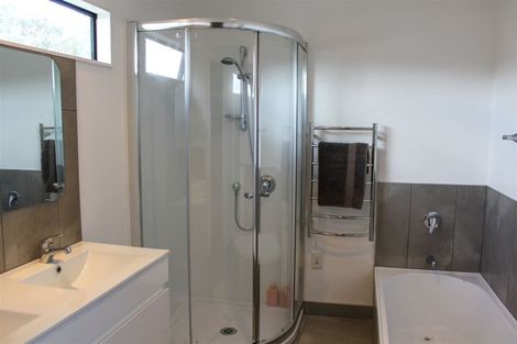 Photo of property in 5/42 Fields Parade, Oteha, Auckland, 0632