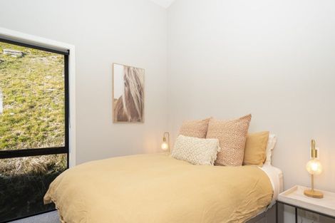 Photo of property in 61 Mcdonnell Road, Arrowtown, 9302