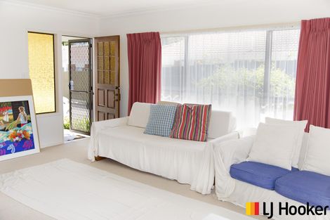 Photo of property in 1/529 Weymouth Road, Weymouth, Auckland, 2103
