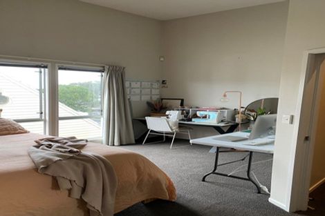 Photo of property in 8a Madeira Lane, Grafton, Auckland, 1023