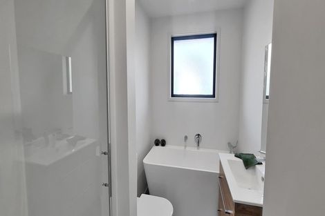 Photo of property in 30 Oldfield Lane, Marton, 4710