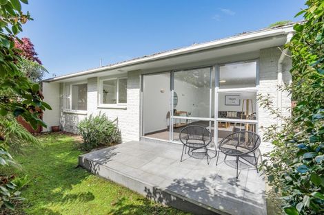 Photo of property in 15 Duchess Avenue, Dunedin Central, Dunedin, 9016