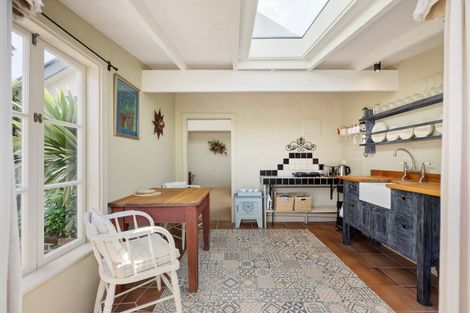 Photo of property in 4 Stoke Street, Sumner, Christchurch, 8081