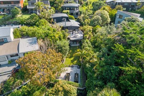 Photo of property in 4/9a Melandra Road, Stanmore Bay, Whangaparaoa, 0932