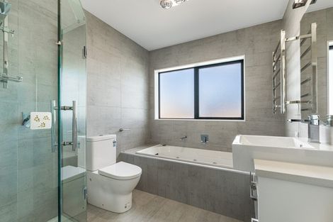 Photo of property in 4b Bennett Road, Pakuranga, Auckland, 2010