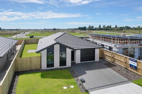 Photo of property in 7 Jasmine Street, Woodend, 7610